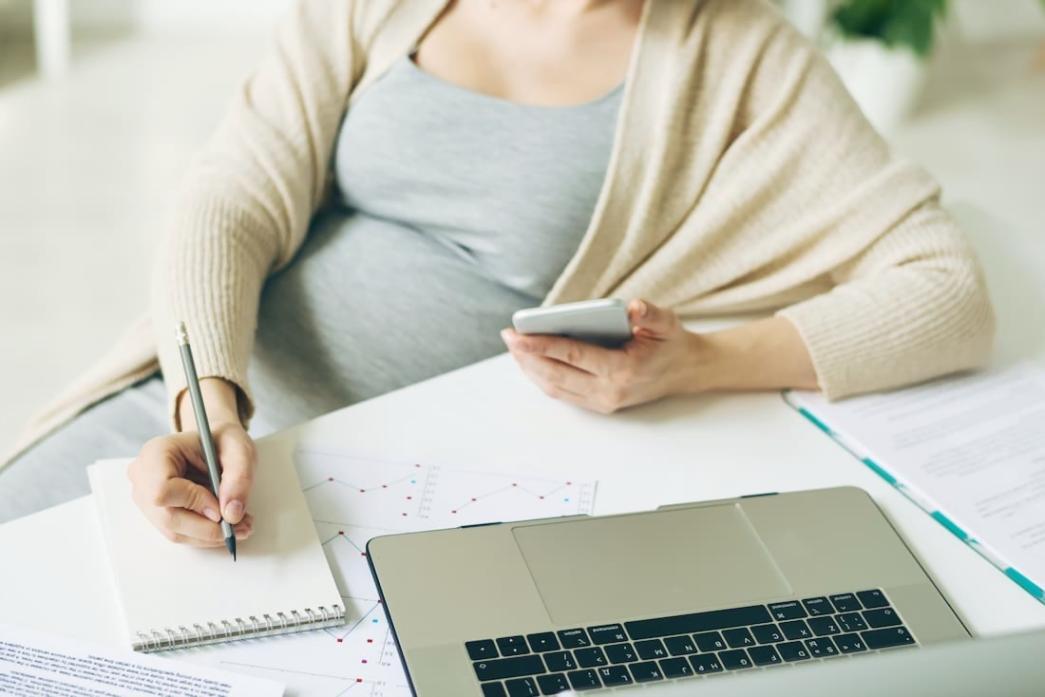 Echipa Dantrel pregătind echipamentul de scufundare